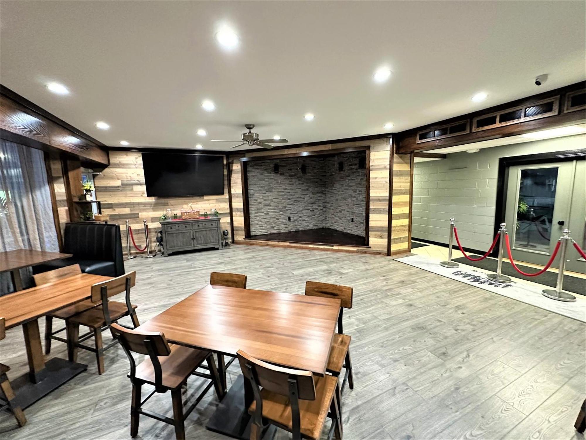 Lakehouse *Hottub*Jacuzzi*Firepit*Bbq*Pool Long Pond Εξωτερικό φωτογραφία